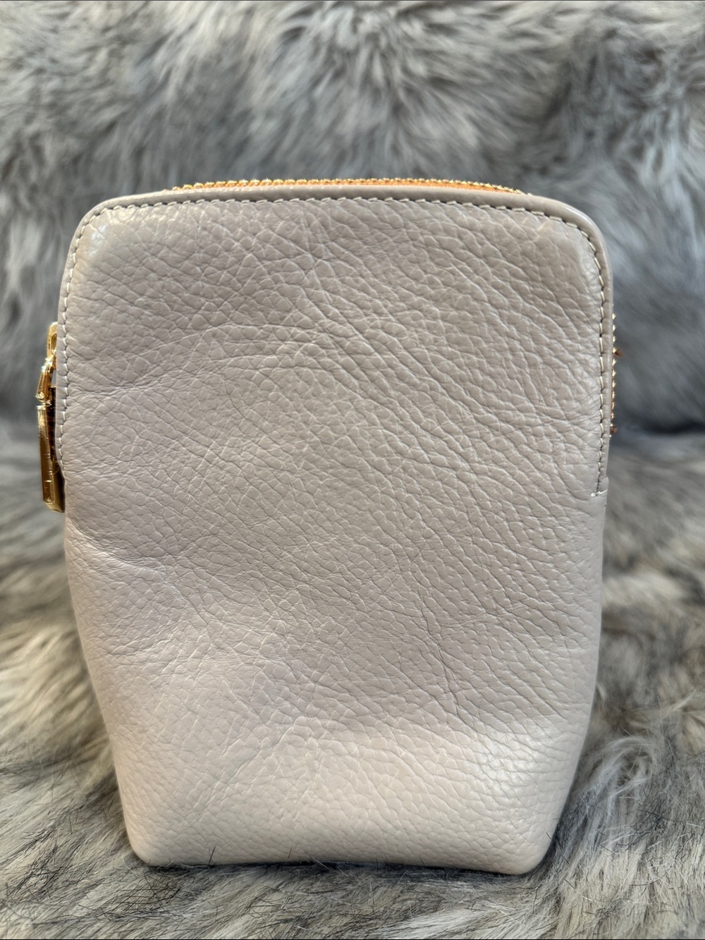 Valentina Women's Compact Leather Crossbody Bag
